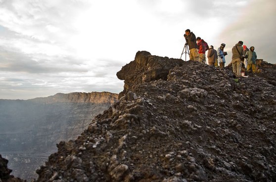 climb-mount-Nyiragongo-volcano